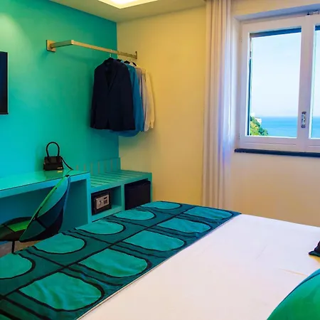 Couette-café Caporivo 3*